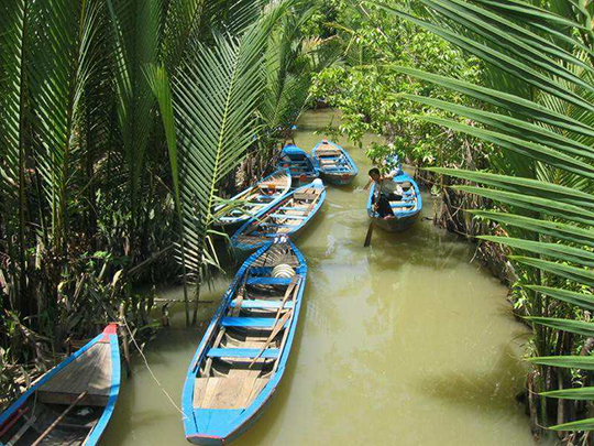 下龙、河内、西贡、美拖、头顿五天经典游